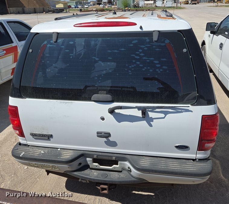 image for item EL5528 1999 Ford Expedition SUV
