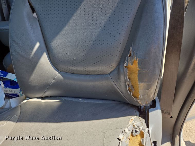 image for item EL5528 1999 Ford Expedition SUV