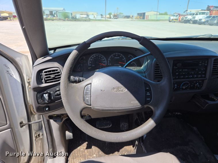 image for item EL5528 1999 Ford Expedition SUV