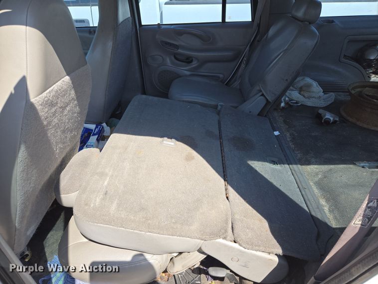 image for item EL5528 1999 Ford Expedition SUV