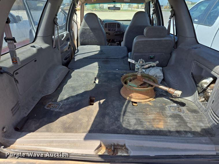 image for item EL5528 1999 Ford Expedition SUV