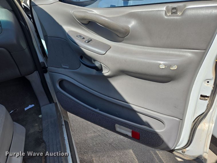 image for item EL5528 1999 Ford Expedition SUV