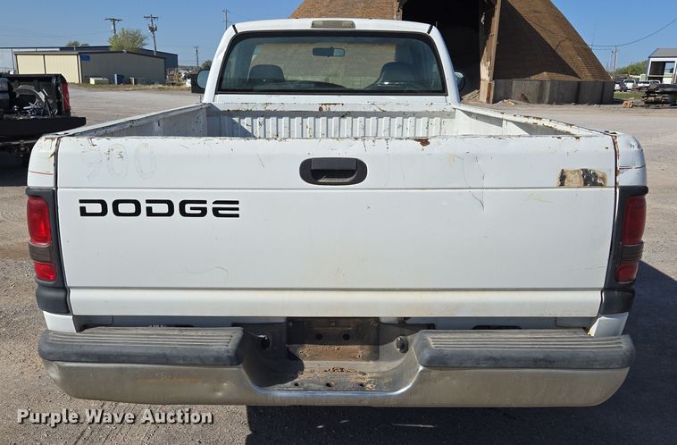 image for item EL5533 2001 Dodge Ram 1500 pickup truck