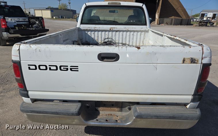 image for item EL5533 2001 Dodge Ram 1500 pickup truck