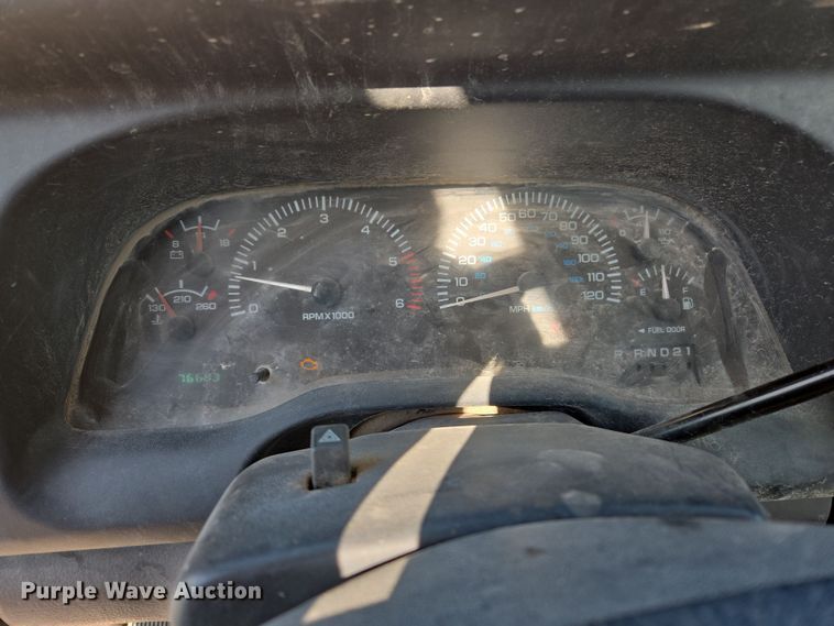 image for item EL5533 2001 Dodge Ram 1500 pickup truck