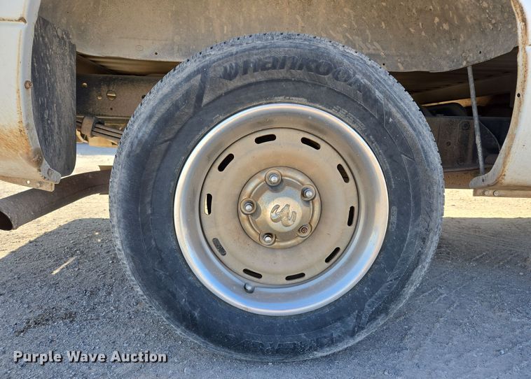 image for item EL5533 2001 Dodge Ram 1500 pickup truck