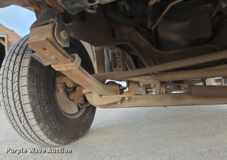 image for item EL5535 1997 Ford F450 Super Duty bucket truck