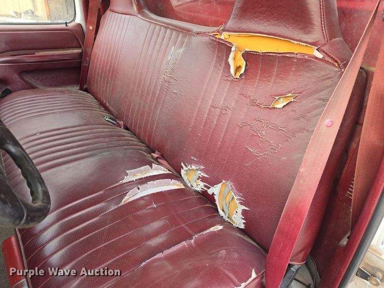 image for item EL5535 1997 Ford F450 Super Duty bucket truck