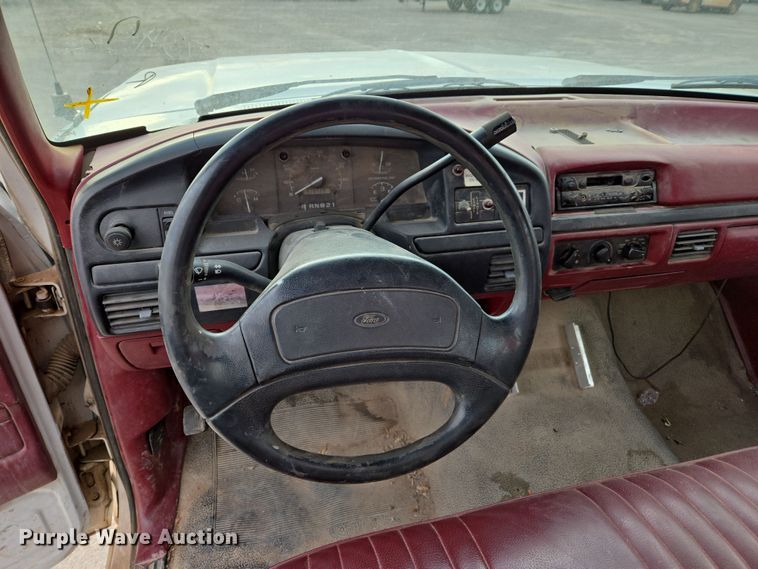 image for item EL5535 1997 Ford F450 Super Duty bucket truck