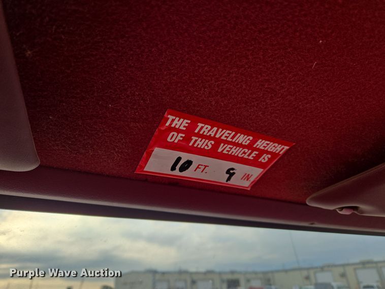 image for item EL5535 1997 Ford F450 Super Duty bucket truck