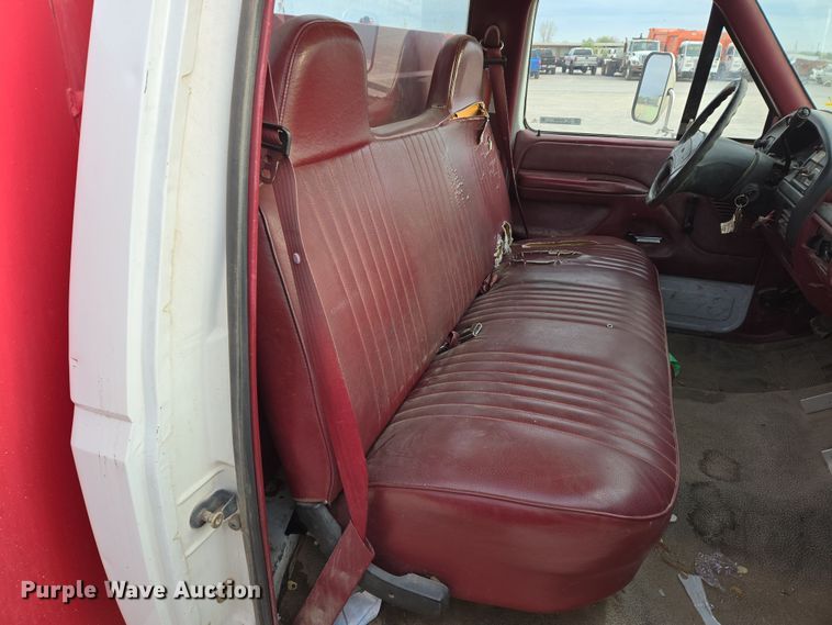 image for item EL5535 1997 Ford F450 Super Duty bucket truck