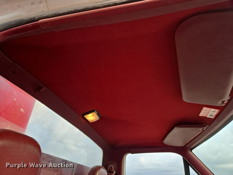 image for item EL5535 1997 Ford F450 Super Duty bucket truck