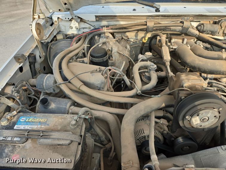 image for item EL5535 1997 Ford F450 Super Duty bucket truck