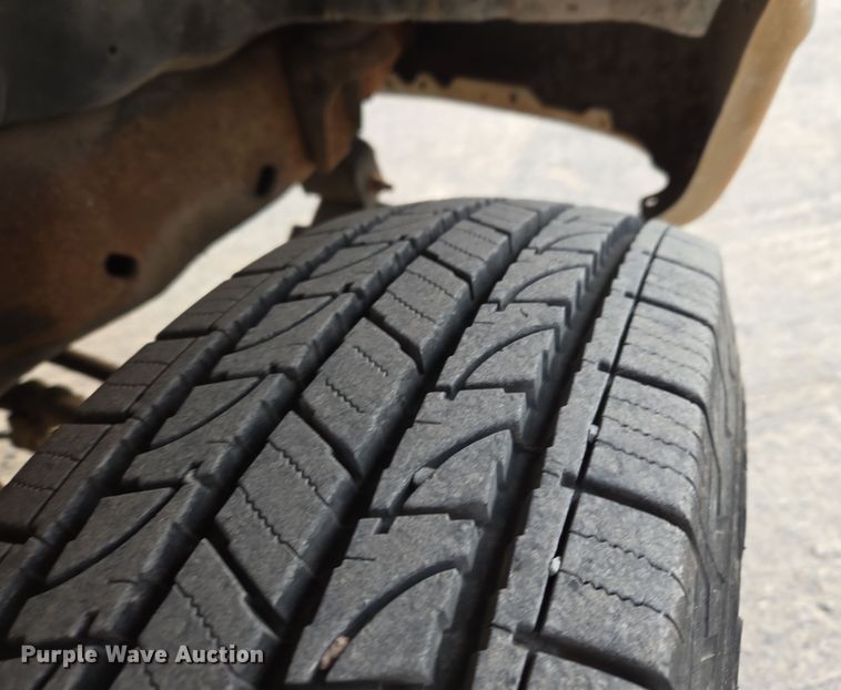 image for item EL5535 1997 Ford F450 Super Duty bucket truck