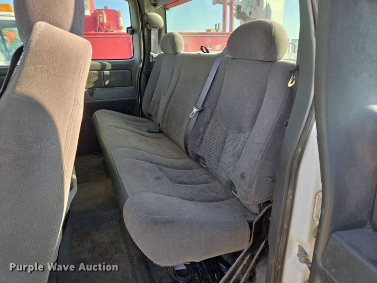 image for item EL5536 2006 Chevrolet Silverado 2500 Ext. Cab pickup truck