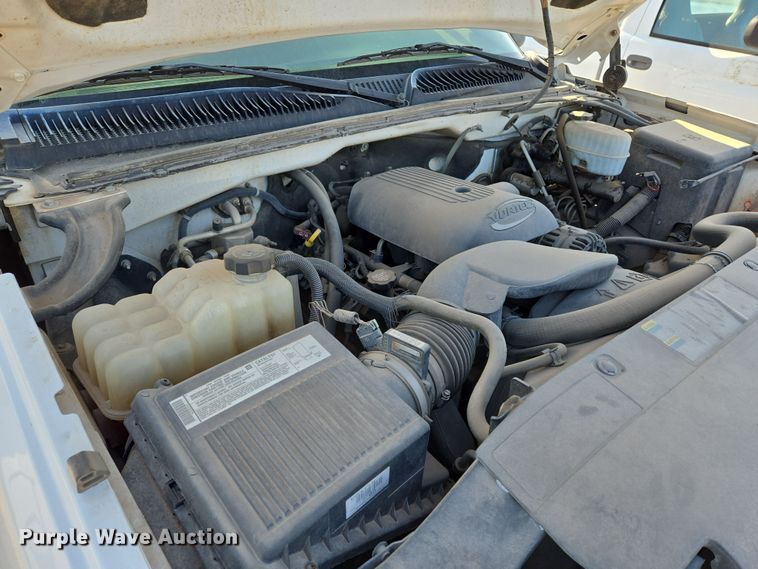 image for item EL5536 2006 Chevrolet Silverado 2500 Ext. Cab pickup truck