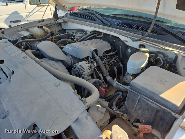 image for item EL5536 2006 Chevrolet Silverado 2500 Ext. Cab pickup truck