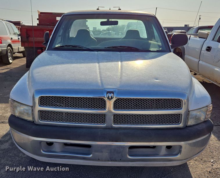 image for item EL5537 1998 Dodge Ram 1500 pickup truck