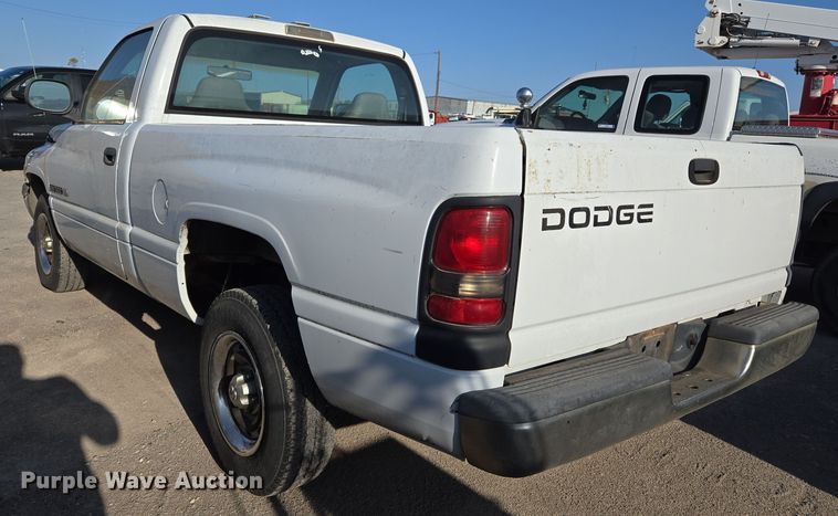 image for item EL5537 1998 Dodge Ram 1500 pickup truck