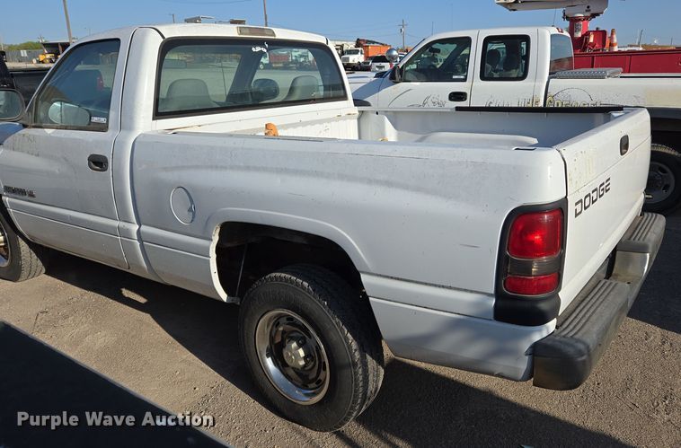 image for item EL5537 1998 Dodge Ram 1500 pickup truck