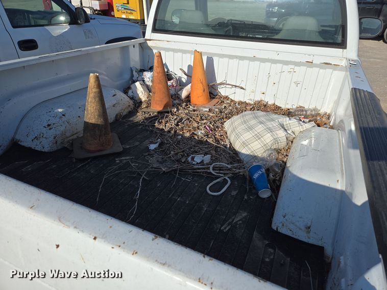 image for item EL5537 1998 Dodge Ram 1500 pickup truck