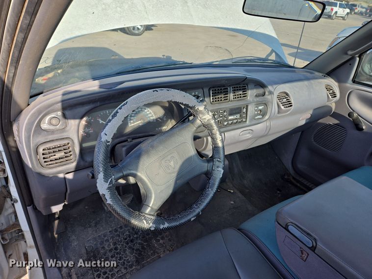 image for item EL5537 1998 Dodge Ram 1500 pickup truck