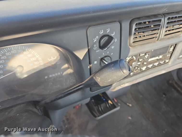 image for item EL5537 1998 Dodge Ram 1500 pickup truck