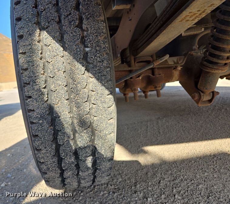 image for item EL5537 1998 Dodge Ram 1500 pickup truck