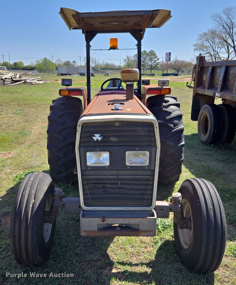image for item EL5549 1992 Massey Ferguson 375 tractor
