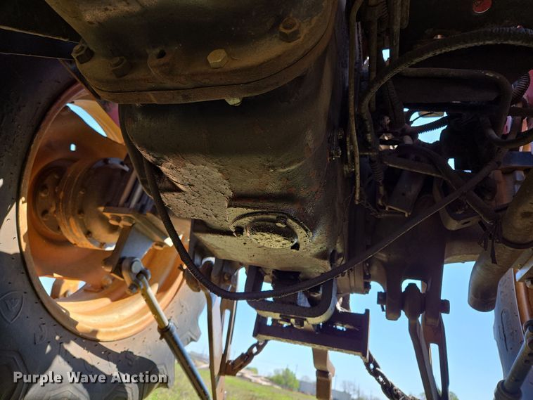 image for item EL5549 1992 Massey Ferguson 375 tractor