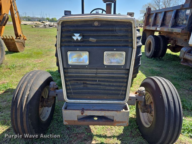 image for item EL5549 1992 Massey Ferguson 375 tractor