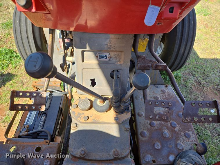 image for item EL5549 1992 Massey Ferguson 375 tractor