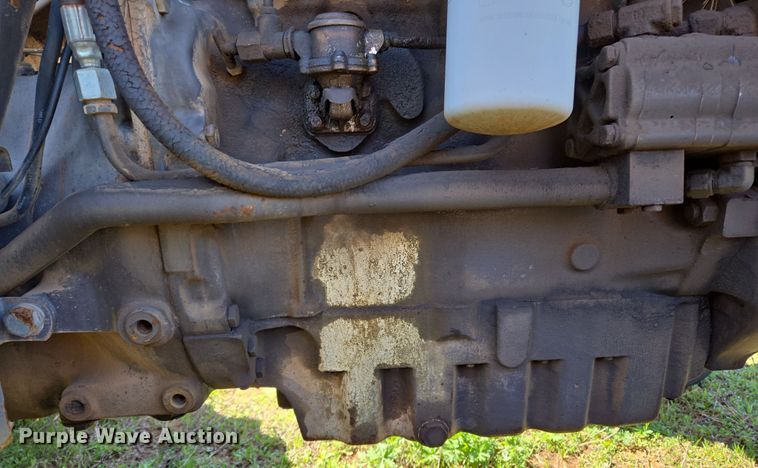 image for item EL5549 1992 Massey Ferguson 375 tractor