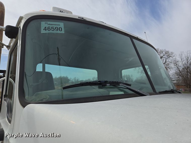 image for item EL5696 2008 Mack CHU613 semi truck