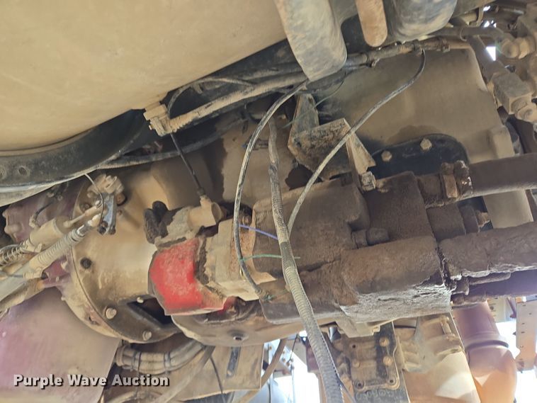 image for item EL5696 2008 Mack CHU613 semi truck