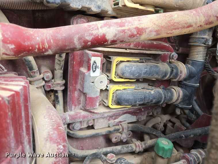 image for item EL5696 2008 Mack CHU613 semi truck