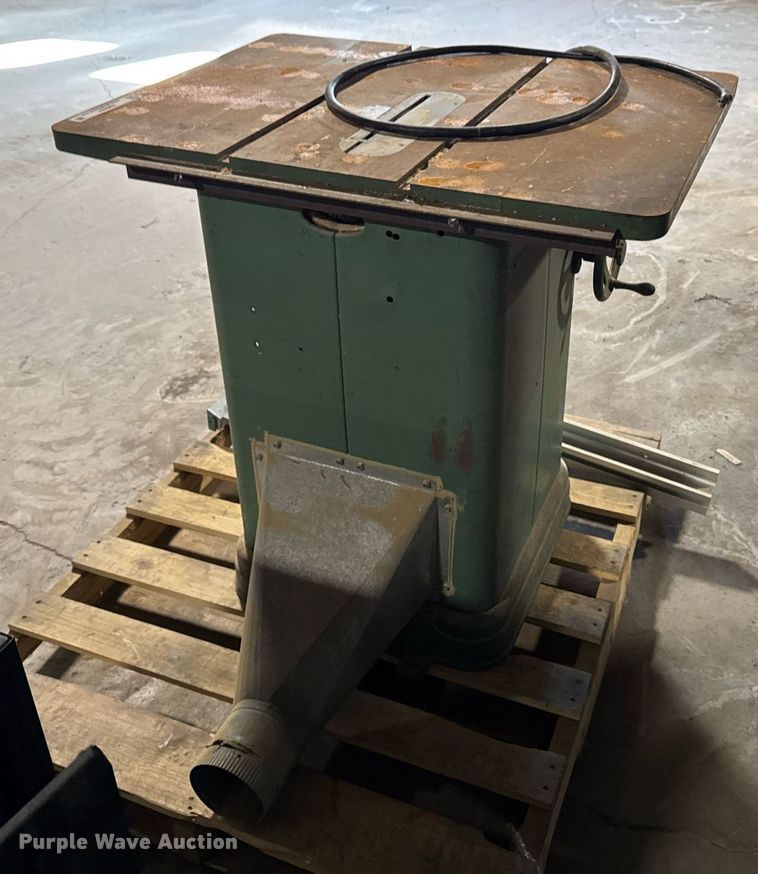 image for item EM3512 Delta table saw