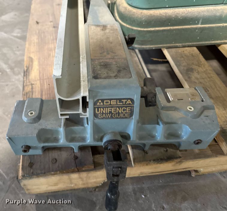 image for item EM3512 Delta table saw