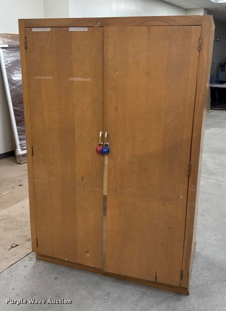 image for item EM3514 Cabinet