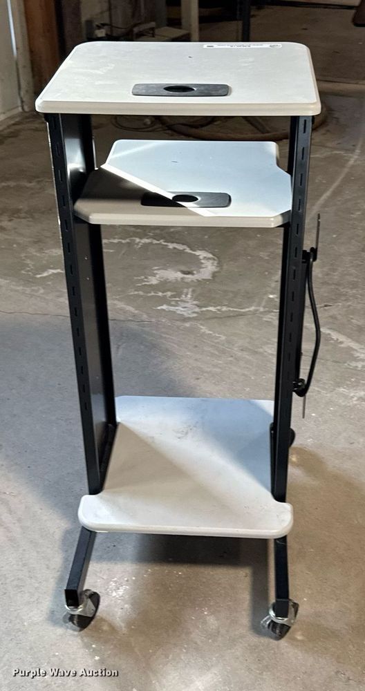 image for item EM3516 (7) computer tables