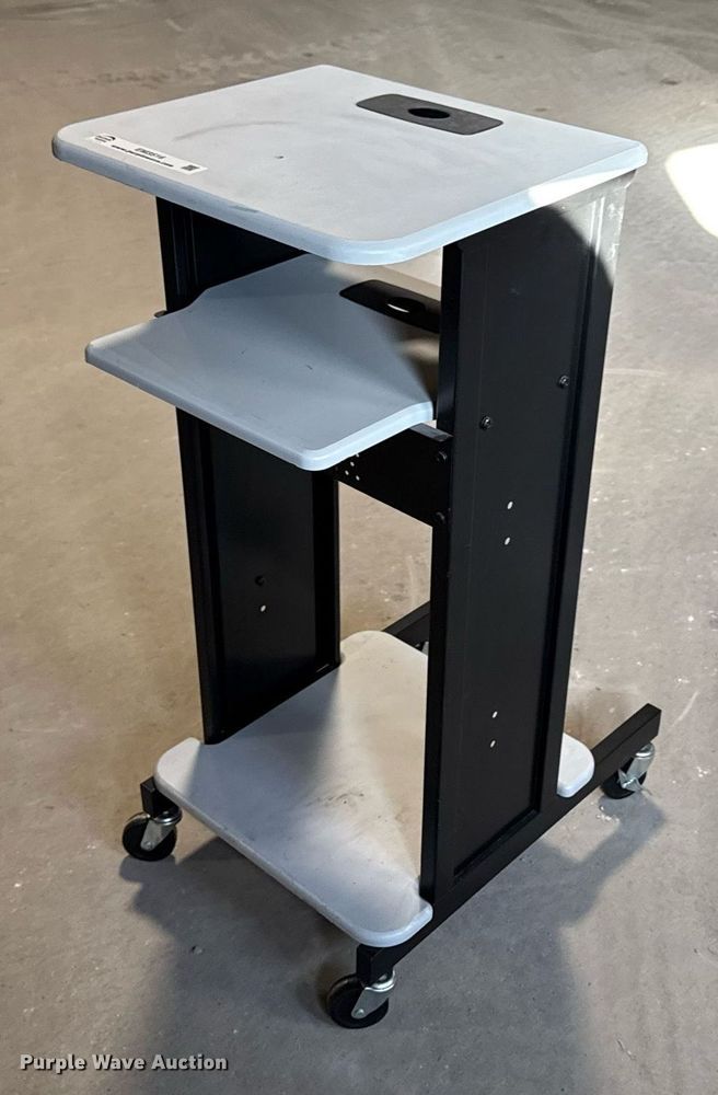 image for item EM3516 (7) computer tables