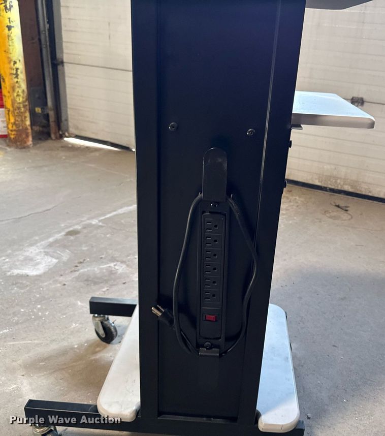 image for item EM3516 (7) computer tables