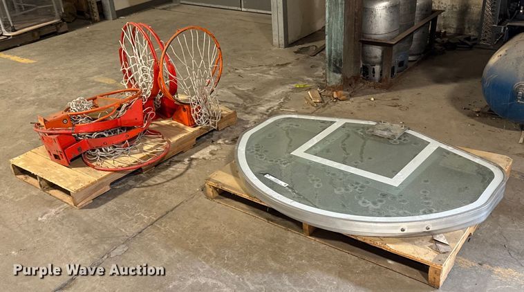 image for item EM3527 Basketball equipment