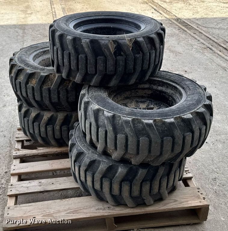 image for item EM3656 (5) 27x10.5-15 tires and wheels