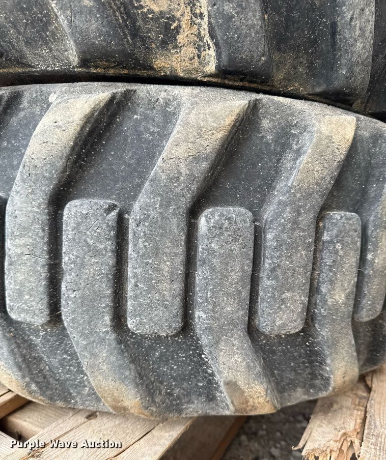 image for item EM3656 (5) 27x10.5-15 tires and wheels