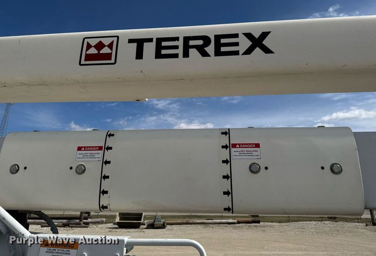 image for item EM3717 2008 Ford F550 Super Duty XLT bucket truck