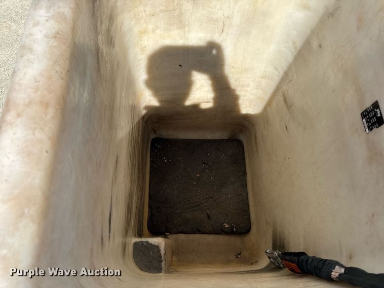 image for item EM3717 2008 Ford F550 Super Duty XLT bucket truck