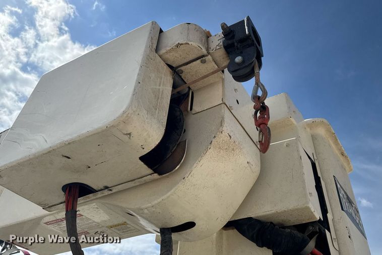 image for item EM3717 2008 Ford F550 Super Duty XLT bucket truck