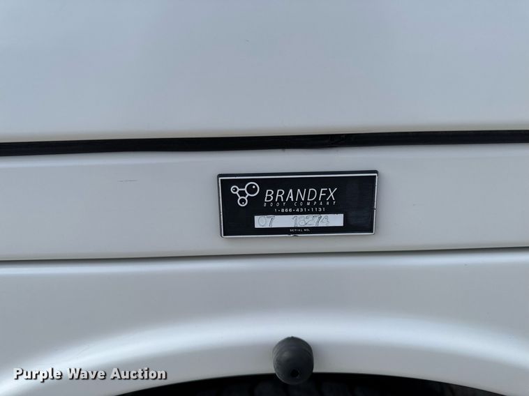 image for item EM3717 2008 Ford F550 Super Duty XLT bucket truck