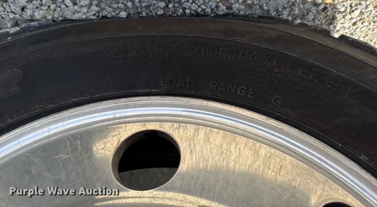 image for item EM3717 2008 Ford F550 Super Duty XLT bucket truck